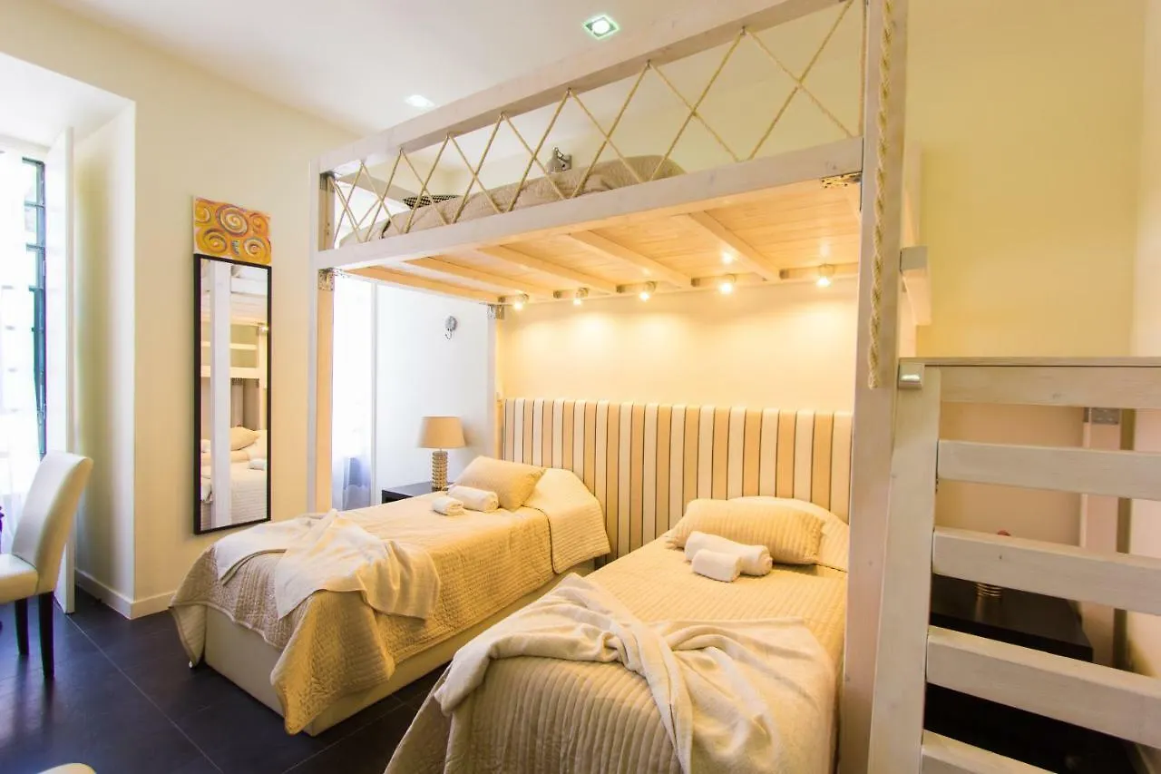 Downtown Apartments Bica